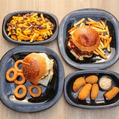 Burger & More