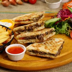 Bi Tost Yesek