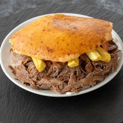 Acaip Soslu Döner