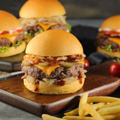 Rek's Kitchen Hot Dog & Burger