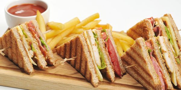 Bi Tost Bi Köfte