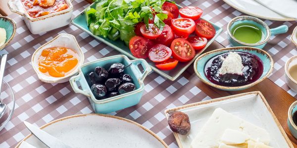 Makarna & Salata