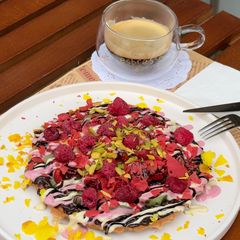 Yakamoz kuru kahve& waffle
