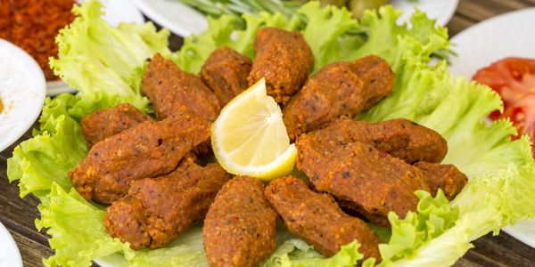 Battalbey Çiğ Köftecisi
