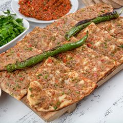 Ma'nevi Etli Ekmek & Çorba