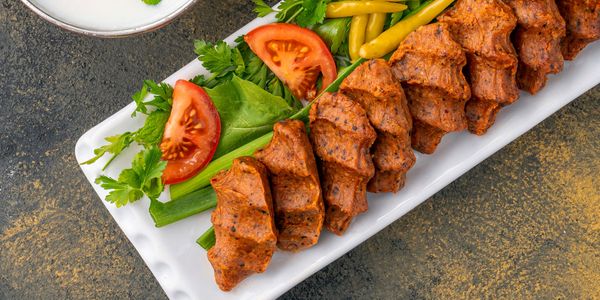 Çiğ Köftenin Â'lâsı Onur Usta