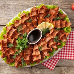 Menderesli Abla Çiğ Köfte