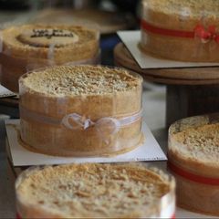 Loccake Cafe & Patisserie