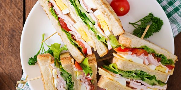 Baguette Sandwich & Salad