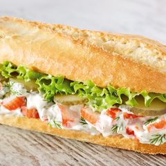 Baguette Sandwich & Salad