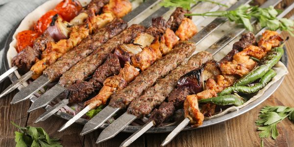 Chicken Chicken Gelin Tavuk Evi