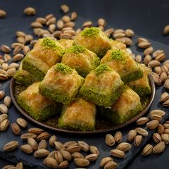 Karşıyakalı Salih Unlu Mamuller ve Tatlı