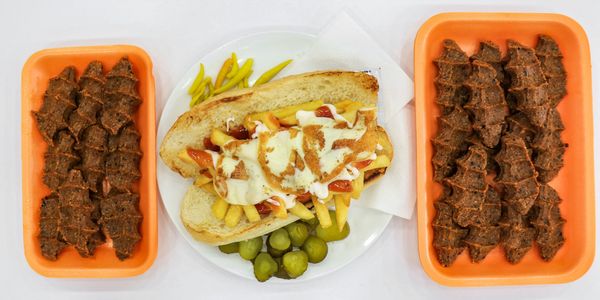 Özer'in Yeri Çiğköfte & Sandviç