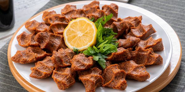 Battalbey Çiğ Köftecisi