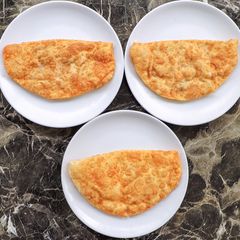 Kırım Çiğ Börek & Mantı