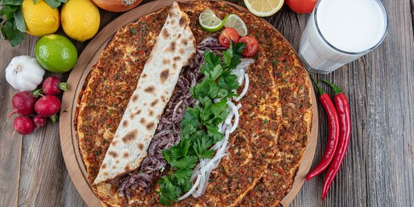 Karacasu Lezzet Pide & Kebap