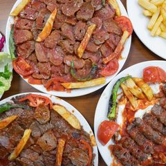 Öz Gerçek Bursa Döner & Kebap