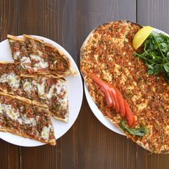 Kuzenler Gaziantep Sofrası