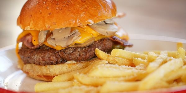 Real Burgers by Bee