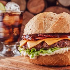Delly Burger & Street Food