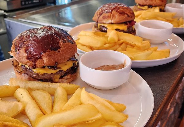 2'li Cheeseburger Menü