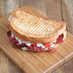 Ayvalık Tost