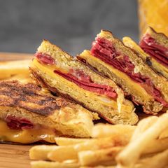 Etiz Fast Food