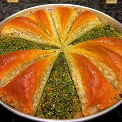 Saraylı Tatlıcızadem