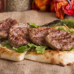 Yeni Annem Döner & Köfte Evi