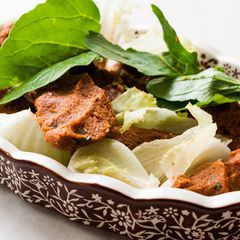 Aziz Usta El Yapımı Çiğ Köfte & Tantuni