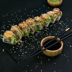 Sake Sushi Dining Atlantis