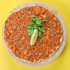 Urfa İsot Lahmacun