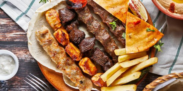 Acıktım Usta Urfalım Kebap