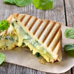 Bi Tost Cafe
