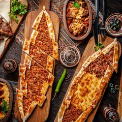 Şanlıurfa Çıtır Lahmacun & Kebap