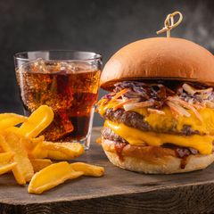 Arkhelais Burger & Waffle