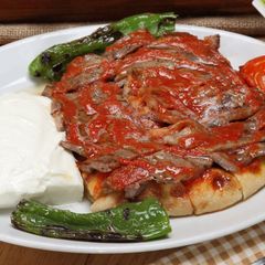 Tuğra İskender & Kebap